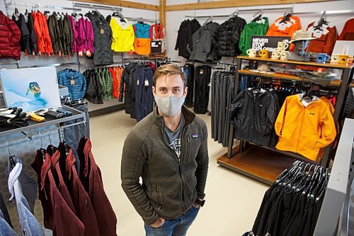 MIKE DEAL / WINNIPEG FREE PRESS
Garrett Tremblay, manager at Wilderness Supply, says that salespeople are reporting a spike in revenue due to COVID-19.
See Malak Abas story
201028 - Wednesday, October 28, 2020.