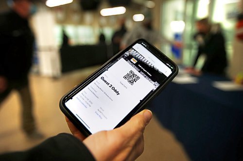 JOHN WOODS / WINNIPEG FREE PRESS
People are checked-in before a game between the Winnipeg Thrashers and Winnipeg Wild play at the Iceplex in Wednesday, October 28, 2020. 

Reporter: McIntyre