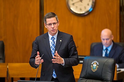 MIKAELA MACKENZIE / WINNIPEG FREE PRESS

Mayor Brian Bowman speaks during a council meeting at City Hall in Winnipeg on Thursday, Oct. 29, 2020. For Joyanne story.

Winnipeg Free Press 2020