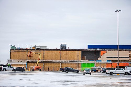 MIKAELA MACKENZIE / WINNIPEG FREE PRESS

Construction work at Polo Park in Winnipeg on Thursday, Oct. 29, 2020. For Martin Cash story.

Winnipeg Free Press 2020