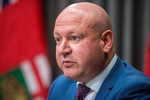 MIKAELA MACKENZIE / WINNIPEG FREE PRESS

Dr. Brent Roussin, chief provincial public health officer, speaks at a press conference at the Manitoba Legislative Building in Winnipeg on Monday, Nov. 2, 2020. For Danielle Da Silva story.

Winnipeg Free Press 2020