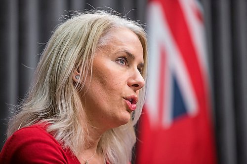 MIKAELA MACKENZIE / WINNIPEG FREE PRESS

Lanette Siragusa, chief nursing officer, speaks at a press conference at the Manitoba Legislative Building in Winnipeg on Monday, Nov. 2, 2020. For Danielle Da Silva story.

Winnipeg Free Press 2020