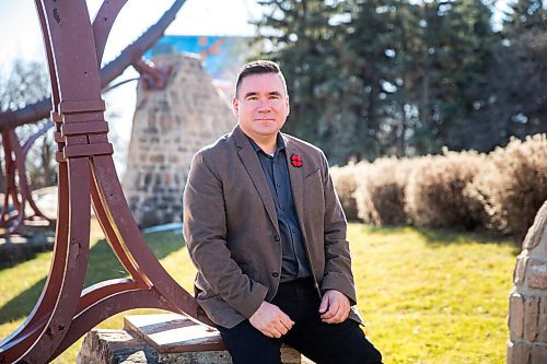 MIKAELA MACKENZIE / WINNIPEG FREE PRESS

Brad Regehr, first Indigenous president of the Canadian Bar Association, poses for a portrait at The Forks in Winnipeg on Tuesday, Nov. 3, 2020. For Doug story.

Winnipeg Free Press 2020