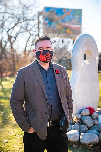 MIKAELA MACKENZIE / WINNIPEG FREE PRESS

Brad Regehr, first Indigenous president of the Canadian Bar Association, poses for a portrait at The Forks in Winnipeg on Tuesday, Nov. 3, 2020. For Doug story.

Winnipeg Free Press 2020