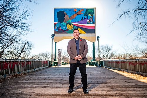 MIKAELA MACKENZIE / WINNIPEG FREE PRESS

Brad Regehr, first Indigenous president of the Canadian Bar Association, poses for a portrait at The Forks in Winnipeg on Tuesday, Nov. 3, 2020. For Doug story.

Winnipeg Free Press 2020