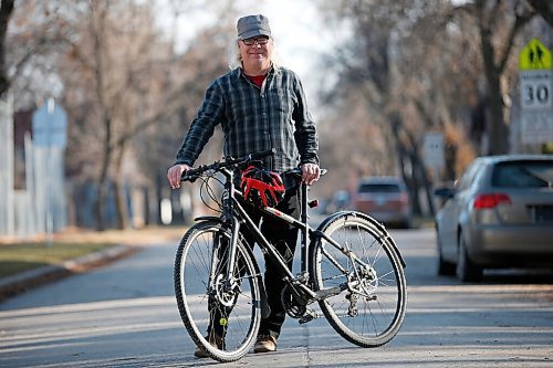 JOHN WOODS / WINNIPEG FREE PRESS
Mark Cohoe, executive director of Bike Winnipeg is photographed in Winnipeg Wednesday, November 4, 2020. Cohoe comments on a recently released report on Open Streets.

Reporter: Joyanne