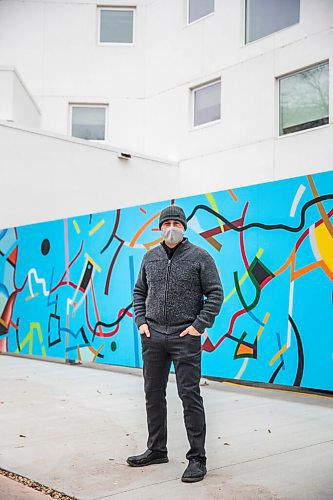 MIKAELA MACKENZIE / WINNIPEG FREE PRESS

Jeremy Read, CEO of the U of W Community Renewal Corporation, poses for a portrait in front of the Muse Flats housing project in Winnipeg on Thursday, Nov. 5, 2020. For --- story.

Winnipeg Free Press 2020