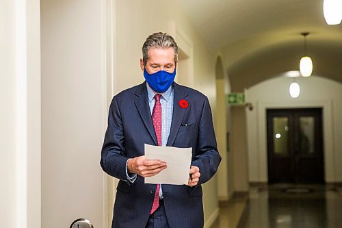 MIKAELA MACKENZIE / WINNIPEG FREE PRESS

Premier Brian Pallister walks in to speak to the media about additional enforcement measures designed to curb the spread of COVID-19 at the Manitoba Legislative Building in Winnipeg on Thursday, Nov. 5, 2020. For Carol Sanders story.

Winnipeg Free Press 2020