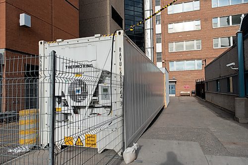 JESSE BOILY  / WINNIPEG FREE 
A refrigerator unit outside the Health Science Centres McDermot entrance on Friday. Friday, Nov. 6, 2020.
Reporter: