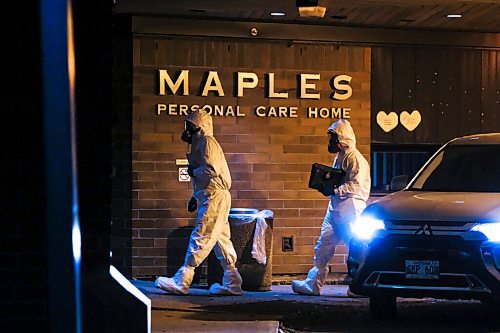 Daniel Crump / Winnipeg Free Press. Members of the Winnipeg Police Identification Unit dressed in protective equipment enter the Maples Personal Care Home. The Winnipeg care home is the site of a COVID-19 outbreak. November 7, 2020.