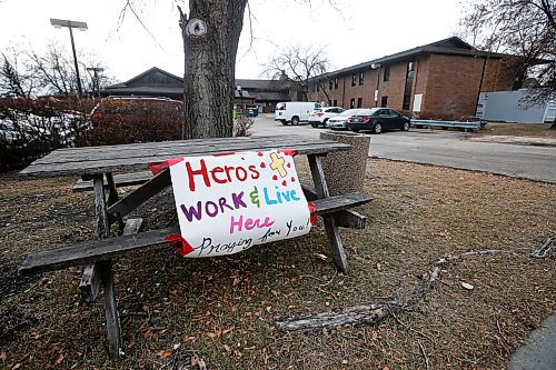 JOHN WOODS / WINNIPEG FREE PRESS
A sign outside Maples Personal Care Home photographed Sunday, November 8, 2020. The private care home has had multiple deaths due to COVID-19.

Reporter: Thorpe