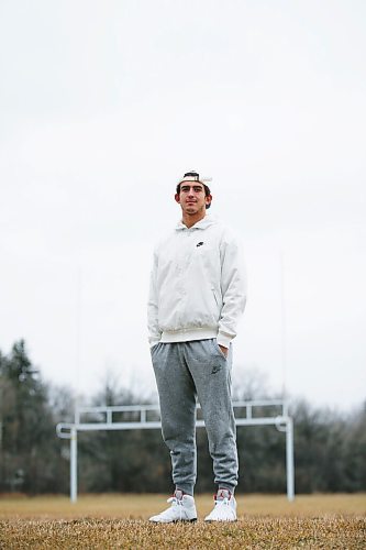JOHN WOODS / WINNIPEG FREE PRESS
Vincent Massey Collegiate quarterback Jordan Hanslip, who has committed to play with the University of Manitoba (U of MB) Bisons next year, is photographed on the schools field Monday, November 9, 2020. The Bisons have several local quarterbacks.

Reporter: Bell