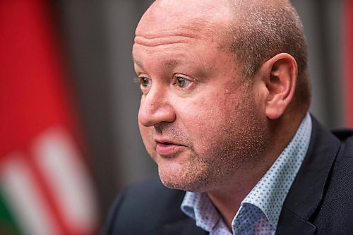 MIKAELA MACKENZIE / WINNIPEG FREE PRESS

Dr. Brent Roussin, chief public health officer, speaks to the media at the Manitoba Legislative Building in Winnipeg on Thursday, Nov. 12, 2020. For Carol Sanders story.

Winnipeg Free Press 2020