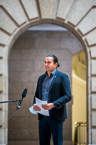 MIKAELA MACKENZIE / WINNIPEG FREE PRESS

NDP leader Wab Kinew reacts to the pandemic restrictions and recommendations at the Manitoba Legislative Building in Winnipeg on Thursday, Nov. 12, 2020. For Carol Sanders story.

Winnipeg Free Press 2020