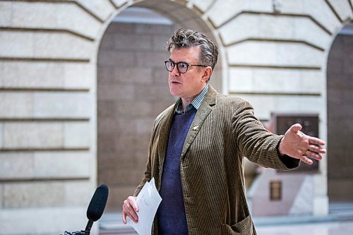 MIKAELA MACKENZIE / WINNIPEG FREE PRESS

Liberal leader Dougald Lamont reacts to the pandemic restrictions and recommendations at the Manitoba Legislative Building in Winnipeg on Thursday, Nov. 12, 2020. For Carol Sanders story.

Winnipeg Free Press 2020