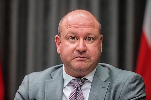 MIKAELA MACKENZIE / WINNIPEG FREE PRESS

Dr. Brent Roussin, chief public health officer, speaks to the media during their regular cover briefing at the Manitoba Legislative Building in Winnipeg on Friday, Nov. 13, 2020. For Carol Sanders story.

Winnipeg Free Press 2020