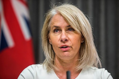 MIKAELA MACKENZIE / WINNIPEG FREE PRESS

Lanette Siragusa, chief nursing officer, speaks to the media during their regular cover briefing at the Manitoba Legislative Building in Winnipeg on Friday, Nov. 13, 2020. For Carol Sanders story.

Winnipeg Free Press 2020