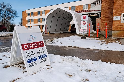 Daniel Crump / Winnipeg Free Press. The Bethesda Regional Health Centre and the COVID-19 drive-in test site in Steinbach, Manitoba. November 14, 2020.