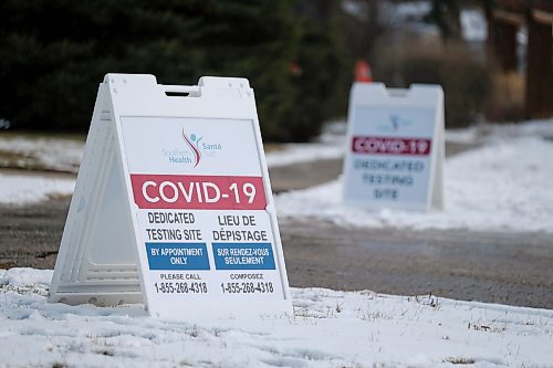 Daniel Crump / Winnipeg Free Press. The Bethesda Regional Health Centre and the COVID-19 drive-in test site in Steinbach, Manitoba. November 14, 2020.