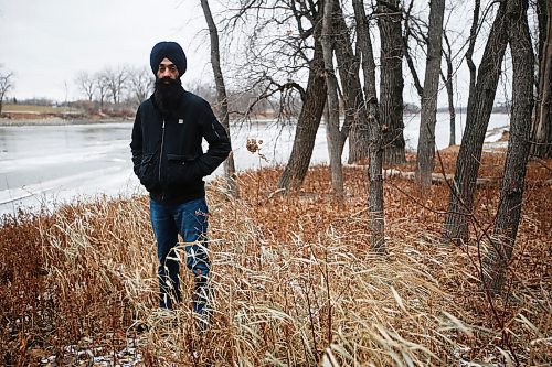 JOHN WOODS / WINNIPEG FREE PRESS
Prabhjot Singh, a local photographer selected for The Other Hundred - an international project featuring heroes of the pandemic, is photographed beside the Red River in Winnipeg Sunday, November 15, 2020. 

Reporter: Zoratti