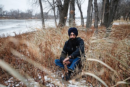 JOHN WOODS / WINNIPEG FREE PRESS
Prabhjot Singh, a local photographer selected for The Other Hundred - an international project featuring heroes of the pandemic, is photographed beside the Red River in Winnipeg Sunday, November 15, 2020. 

Reporter: Zoratti