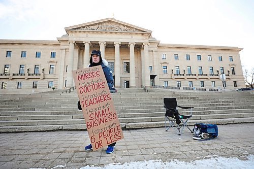 RUTH BONNEVILLE / WINNIPEG FREE PRESS

Local - Small Biz protest

Jeremy Regan, owner of Hunter and Gunn Barber Shop, holds a one-person protest outside the Legislative Building  standing up for small business owners, Monday.  

Regan plans on standing outside the Leg with his sign for every hour he would be working in his barbershop this week. 



Nov 16th,  2020