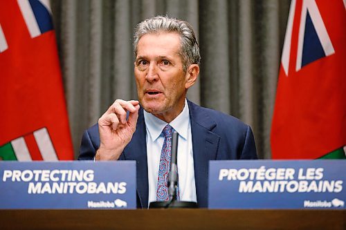 JOHN WOODS / WINNIPEG FREE PRESS
Premier Brian Pallister speaks to media about adjusting the COVID-19 curve during a press conference at the Manitoba Legislature in Winnipeg Monday, November 16, 2020. Pallister announced funding for small businesses.

Reporter: ?