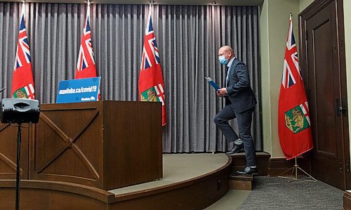 MIKE DEAL / WINNIPEG FREE PRESS
Dr. Brent Roussin, chief provincial public health officer, during the COVID-19 update at the Manitoba Legislative building Tuesday afternoon.
201117 - Tuesday, November 17, 2020.