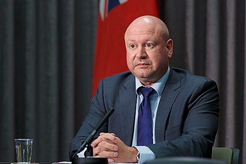 MIKE DEAL / WINNIPEG FREE PRESS
Dr. Brent Roussin, chief provincial public health officer, during the COVID-19 update at the Manitoba Legislative building Tuesday afternoon.
201117 - Tuesday, November 17, 2020.