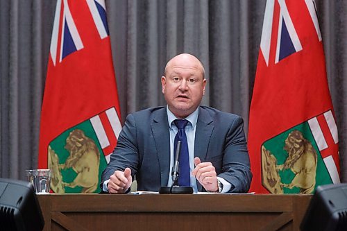 MIKE DEAL / WINNIPEG FREE PRESS
Dr. Brent Roussin, chief provincial public health officer, during the COVID-19 update at the Manitoba Legislative building Tuesday afternoon.
201117 - Tuesday, November 17, 2020.