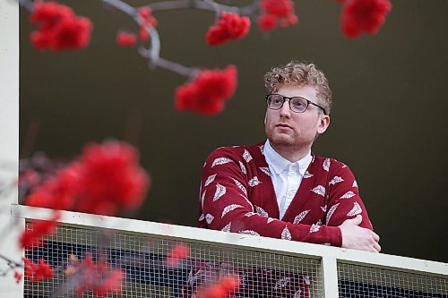 JOHN WOODS / WINNIPEG FREE PRESS
Dr Paul Foster, a Steinbach doctor who contracted COVID-19 while caring for patients, is photographed while isolating in Winnipeg Wednesday, November 18, 2020. 

Reporter: Katie