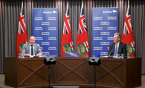 MIKE DEAL / WINNIPEG FREE PRESS
Premier Brian Pallister and Dr. Brent Roussin, chief provincial public health officer, announce further restrictions during the provinces code red lockdown during a press conference at the Manitoba Legislative building Thursday afternoon.
201119 - Thursday, November 19, 2020.