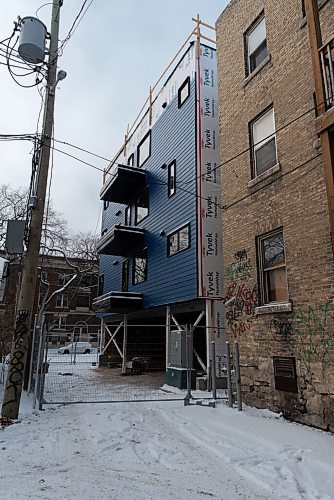 JESSE BOILY  / WINNIPEG FREE PRESS
The backside of 290 River Ave, one of the new construction projects along River Avenue. Friday, Nov. 20, 2020. 
Reporter: Ben Waldman