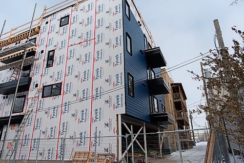 JESSE BOILY  / WINNIPEG FREE PRESS
The backside of 290 River Ave, one of the new construction projects along River Avenue. Friday, Nov. 20, 2020. 
Reporter: Ben Waldman