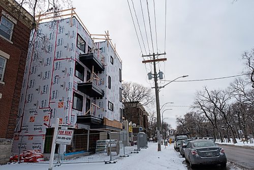 JESSE BOILY  / WINNIPEG FREE PRESS
The building of 290 River Ave, one of the new construction projects along River Avenue. Friday, Nov. 20, 2020. 
Reporter: Ben Waldman