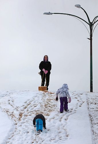 RUTH BONNEVILLE / WINNIPEG FREE PRESS

Local - Sno much fun! Standup

A young-at-heart grandmother pulls the toboggan up the  hill with her two grandkids following behind her at Victoria Jason Park in Transcona Friday.

(Didn't provide names, just allowed me to capture photos)

Nov 20th,  2020