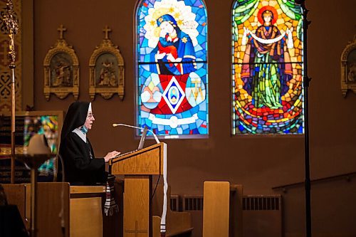 Mike Sudoma / Winnipeg Free Press
Sister Michaila Kwiatkowski, rehearses for Sundays live-streamed mass at Holy Eucharist Ukranian Catholic Church Friday afternoon
November 20, 2020