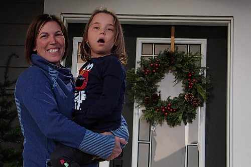 Canstar Community News Sarah Konitz and her daughter, Faith, stand outside their home on Nov. 16. The family is hoping Faith will get her all-terrain wheelchair before Christmas. (GABRIELLE PICHE/CANSTAR COMMUNITY NEWS/HEADLINER)