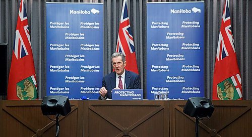 MIKE DEAL / WINNIPEG FREE PRESS
Premier Brian Pallister provids an update on efforts to beef up enforcement of public-health orders in wake of the COVID-19 pandemic Tuesday morning at the Manitoba Legislative building.
201124 - Tuesday, November 24, 2020.