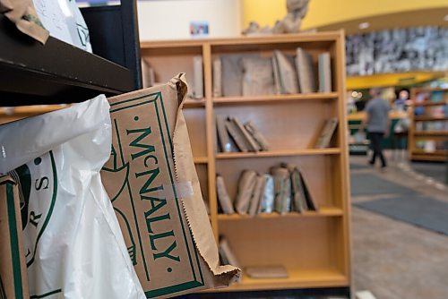 JESSE BOILY  / WINNIPEG FREE PRESS
A wrapped up order ready to go at the McNally Robinson Grant Park location on Wednesday. Wednesday, Nov. 25, 2020.
Reporter: Ben Sigurdson