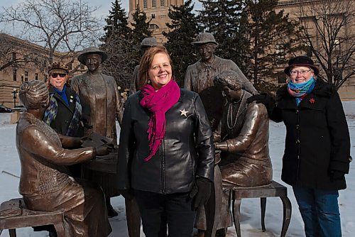 JESSE BOILY  / WINNIPEG FREE PRESS
(Left to Right) Lynette Phyfe, Karen Wiebe and Linda Hamilton, who are all members of local sisterhood PEO International, stop for a photo next to the Famous Five Monument on Wednesday. Wednesday, Nov. 25, 2020.
Reporter: EPP / Philanthropy