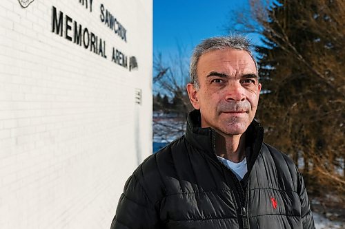 Daniel Crump / Winnipeg Free Press. Bruno Zarrillo, a former star player with the River East Royal Knights of the MMJHL, stands outside the Terry Sawchuk Memorial Arena. November 26, 2020.
