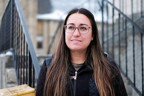 Daniel Crump / Winnipeg Free Press. Kayla Stubbs from Ndinawe poses for photos at the centres Burrows Avenue location. Stubbs is involved in a project that will help North End youth keep up with their education. November 26, 2020.