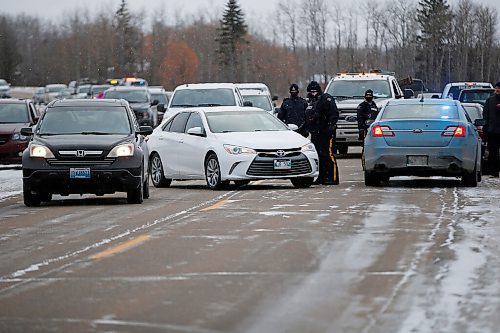 JOHN WOODS / WINNIPEG FREE PRESS
RCMP officers and Manitoba Justice officials blocked the entrance to Church of God Restoration in Sarto, just south of Steinbach, to enforce Manitoba Health COVID-19 orders Sunday, November 29, 2020. 

Reporter: Abas
