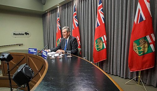 MIKE DEAL / WINNIPEG FREE PRESS
Premier Brian Pallister speaks during a COVID-19 enforcement update Tuesday morning at the Manitoba Legislative building.
201201 - Tuesday, December 01, 2020.