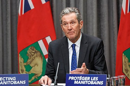 MIKE DEAL / WINNIPEG FREE PRESS
Premier Brian Pallister speaks during a COVID-19 enforcement update Tuesday morning at the Manitoba Legislative building.
201201 - Tuesday, December 01, 2020.