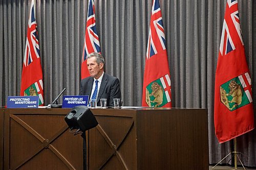 MIKE DEAL / WINNIPEG FREE PRESS
Premier Brian Pallister speaks during a COVID-19 enforcement update Tuesday morning at the Manitoba Legislative building.
201201 - Tuesday, December 01, 2020.