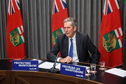 MIKE DEAL / WINNIPEG FREE PRESS
Premier Brian Pallister speaks during a COVID-19 enforcement update Tuesday morning at the Manitoba Legislative building.
201201 - Tuesday, December 01, 2020.