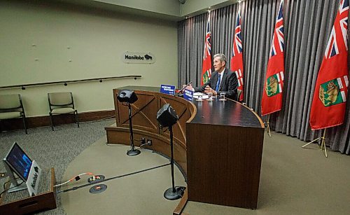 MIKE DEAL / WINNIPEG FREE PRESS
Premier Brian Pallister speaks during a COVID-19 enforcement update Tuesday morning at the Manitoba Legislative building.
201201 - Tuesday, December 01, 2020.