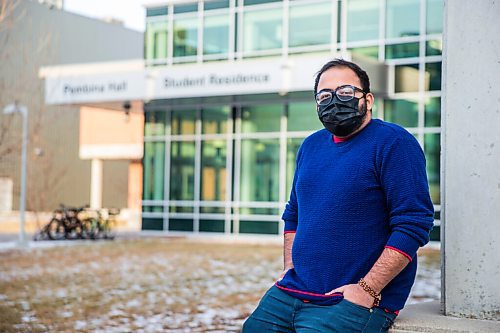 MIKAELA MACKENZIE / WINNIPEG FREE PRESS

Nik Kapoor poses for a portrait in front of Pembina Hall residence at the University of Manitoba in Winnipeg on Tuesday, Dec. 1, 2020. For Ben Waldman story.

Winnipeg Free Press 2020